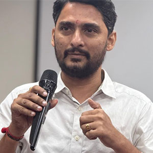 Portrait of Dr. Rajan Shah