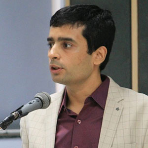 Portrait of Dr. Shahir Bhatt