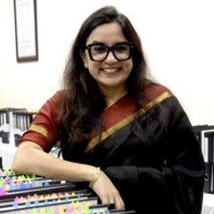 Portrait of dr-meena-bhatia